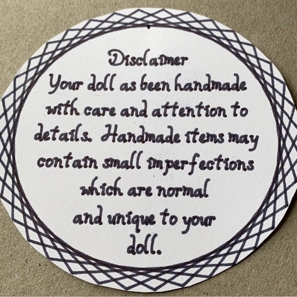 Scandinavian Gardener Gnome with Pink Daisies - Picture 12 of 12